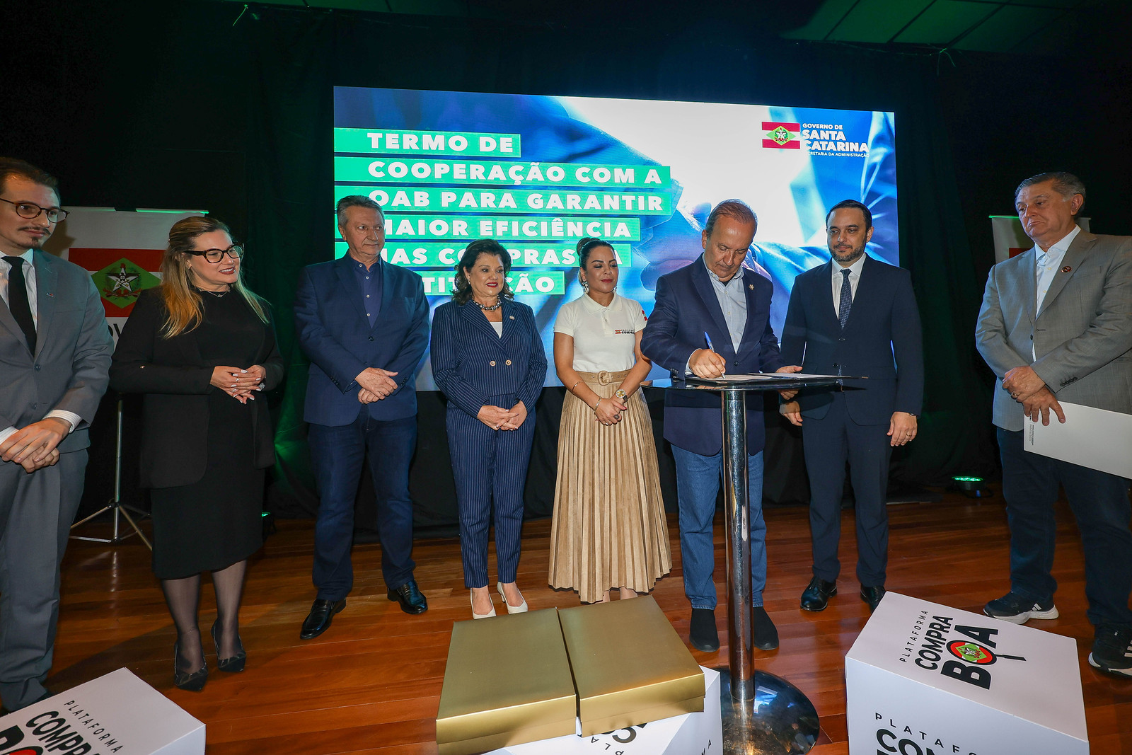 54775349452_1224dd01a6_h