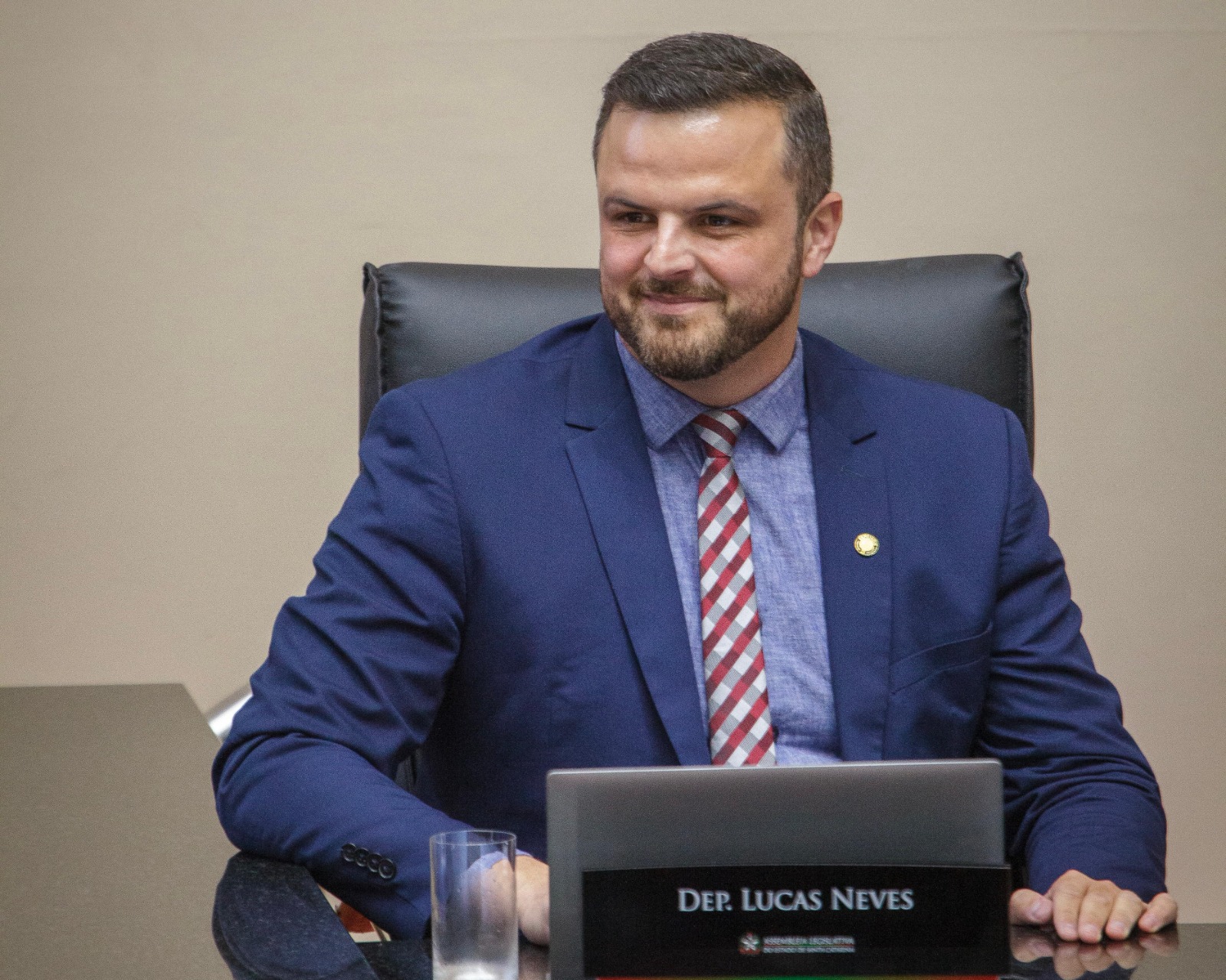 ed07ed5f-a373-4181-8b92-1dbe2835bcda