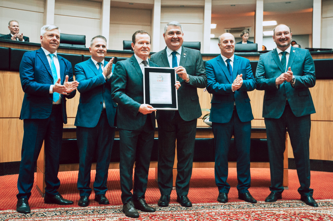 fotonoticia_08092025_sessaoespecial_50anosfecoagro_bc51-4136579