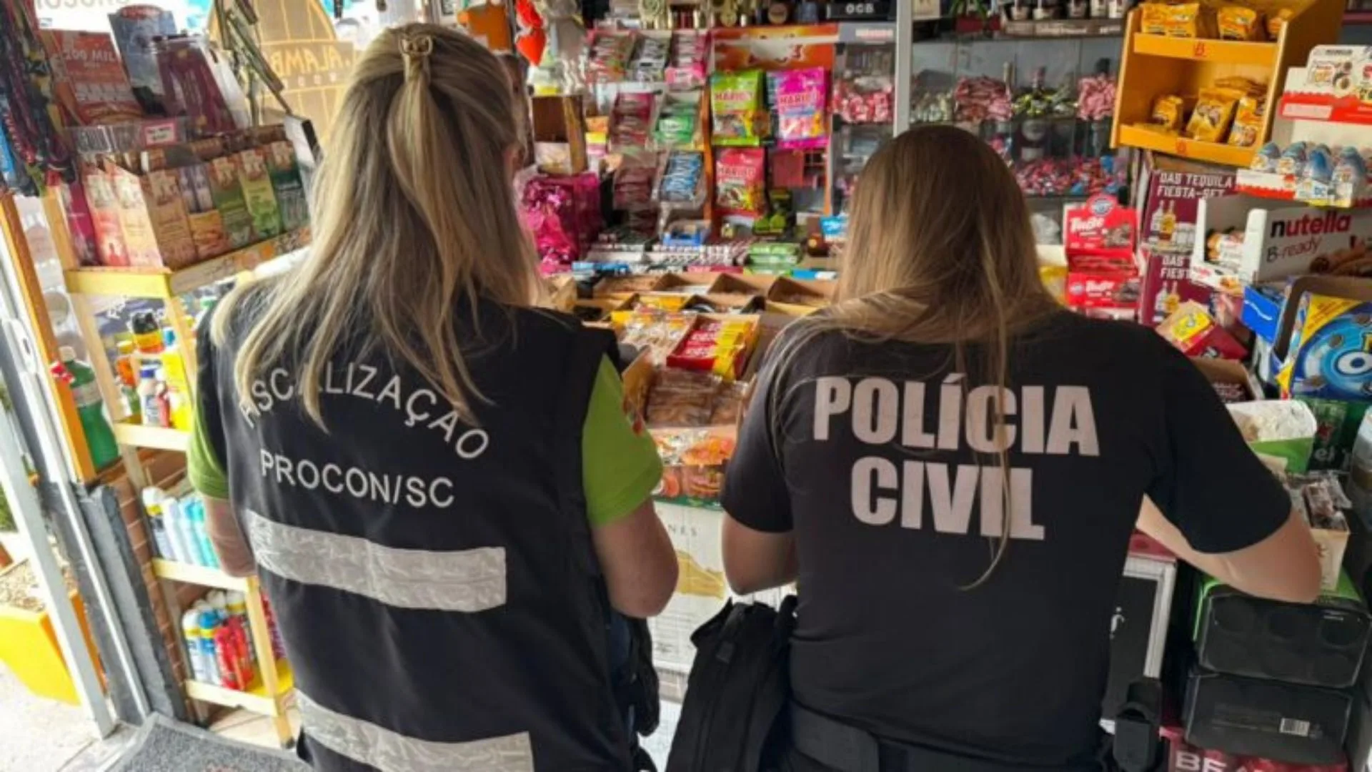 Forca-tarefa-da-Policia-Civil-fiscaliza-bebidas-falsificadas-em-SC