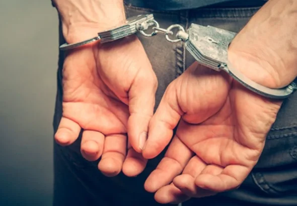 Homem-e-preso-apos-furtar-pai-e-tentar-incendiar-quarto