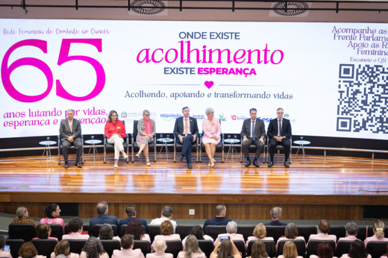 06052026_4o-Encontro-Estadual-das-Redes-Femininas-de-Combate-ao-Cancer_RC-132-900x600